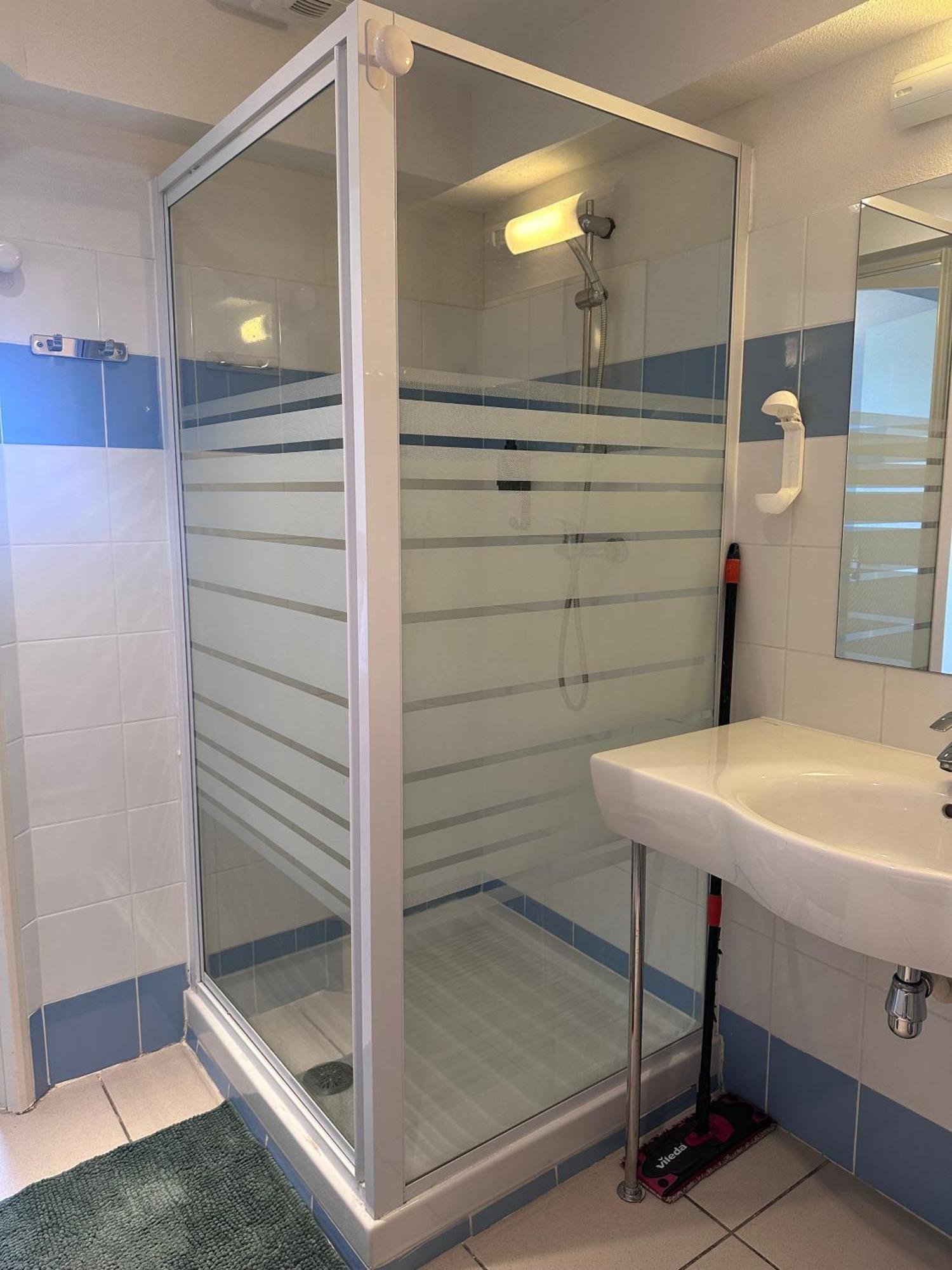 Charmant Studio Le Clos D'Aix Parking Prive Gratuit Et Piscine Aix-en-Provence Exterior foto